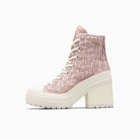 Converse Chuck Taylor Lug Sole Heeled Platform Boot 6.5 NIB - Picture 3 of 9